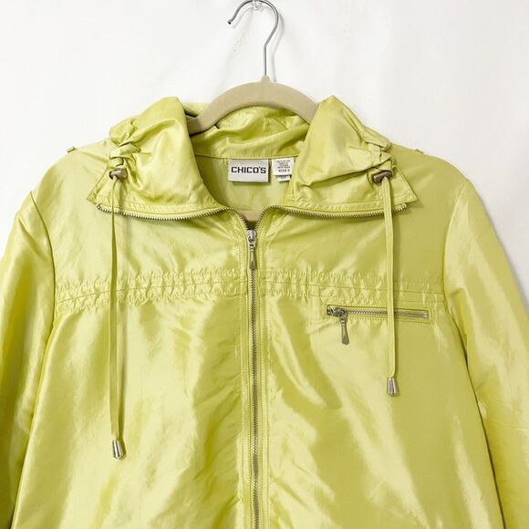 Chicos Lime Green Lightweight Raincoat Roll Tab Sleeves Jacket Size 2 (L) - Picture 5 of 7